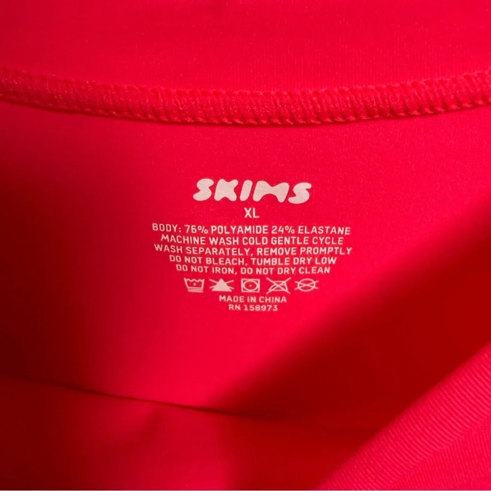 Skims Fits Everybody Super Cropped T-Shirt Ultra Pink XL - Picture 6 of 6